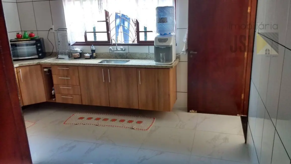 Foto 5 de Casa com 3 quartos à venda, 300m2 em Vila Antônio Augusto Luiz, Cacapava - SP