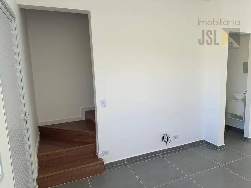 Sobrado com 2 quartos à venda, 165m2 em Santa Luzia, Cacapava - SP - imagem 4 Foto 4 de Sobrado com 2 quartos à venda, 165m2 em Santa Luzia, Cacapava - SP