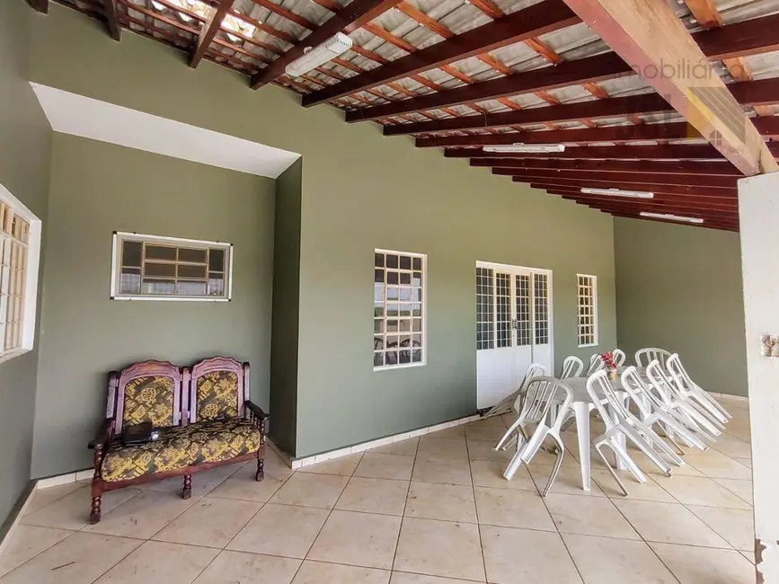Foto 4 de Chácara com 3 quartos à venda e para alugar, 1000m2 em Boa Vista, Cacapava - SP