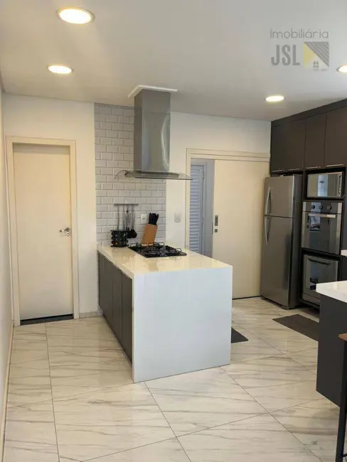 Foto 5 de Sobrado com 4 quartos à venda, 300m2 em Cacapava - SP