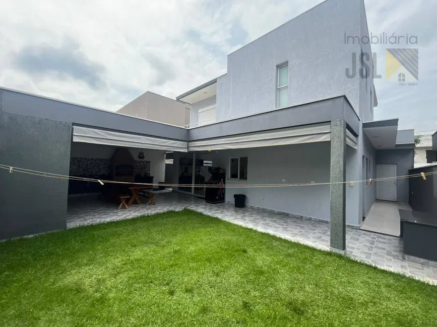 Foto 1 de Sobrado com 4 quartos à venda, 300m2 em Cacapava - SP