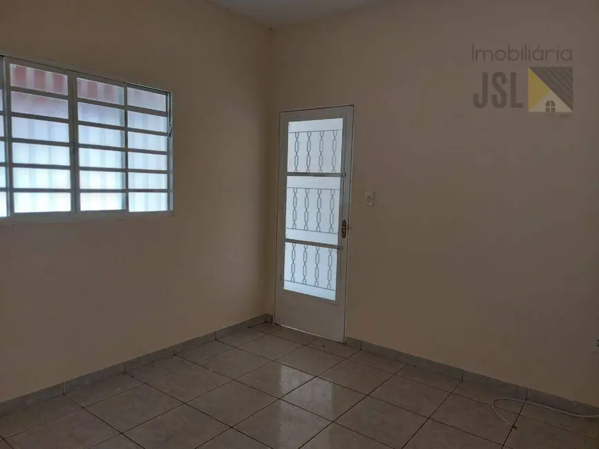 Foto 1 de Casa com 3 quartos à venda, 125m2 em Jardim Primavera, Cacapava - SP