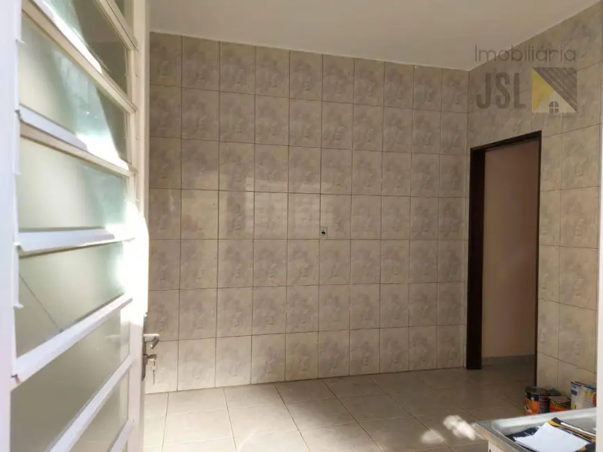 Foto 4 de Casa com 3 quartos à venda, 125m2 em Jardim Primavera, Cacapava - SP