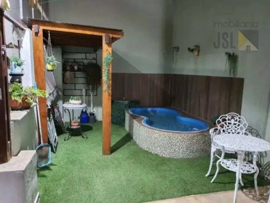 Foto 8 de Casa com 3 quartos à venda, 275m2 em Vila Santos, Cacapava - SP