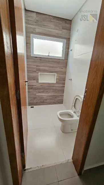 Foto 8 de Casa com 3 quartos à venda, 300m2 em Cacapava - SP