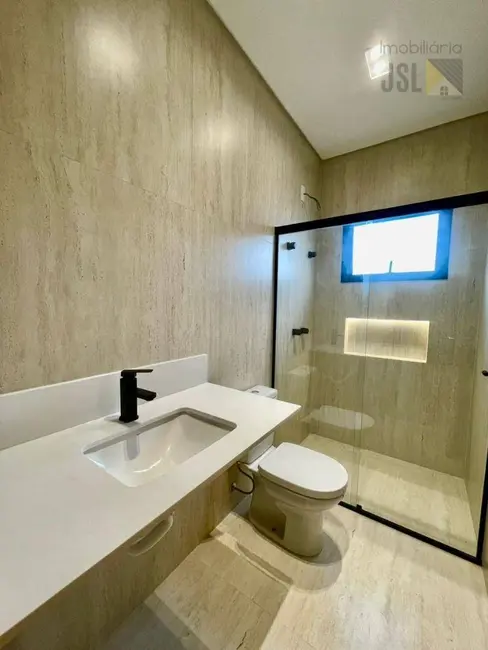 Foto 8 de Sobrado com 3 quartos à venda, 250m2 em Cacapava - SP