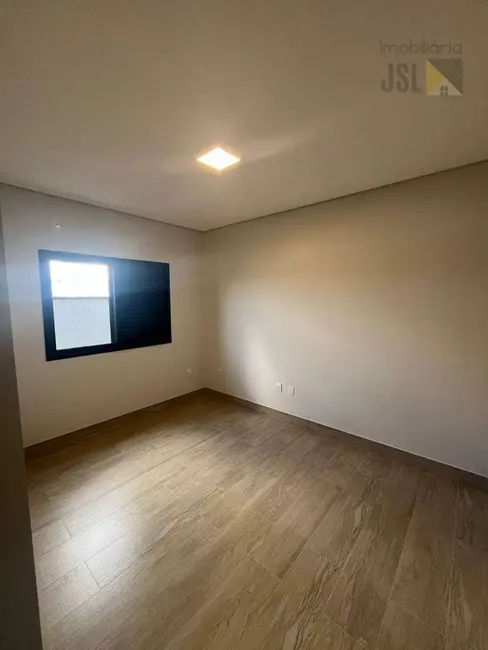 Foto 6 de Sobrado com 3 quartos à venda, 254m2 em Cacapava - SP