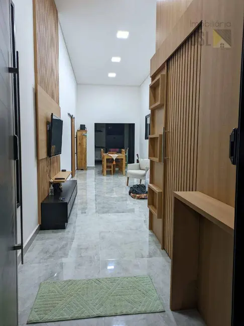 Foto 1 de Casa de Condomínio com 3 quartos à venda e para alugar, 300m2 em Cacapava - SP