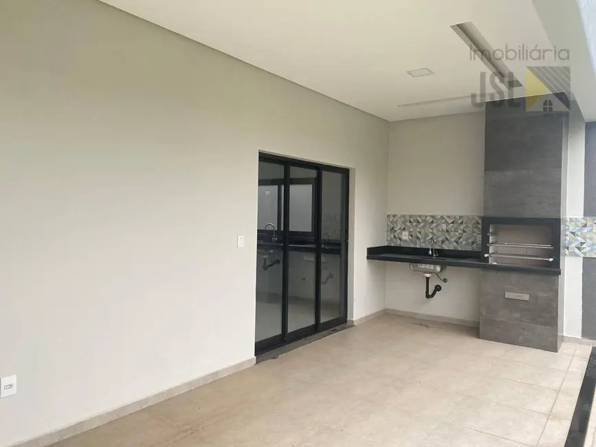 Foto 2 de Sobrado com 3 quartos à venda, 250m2 em Cacapava - SP