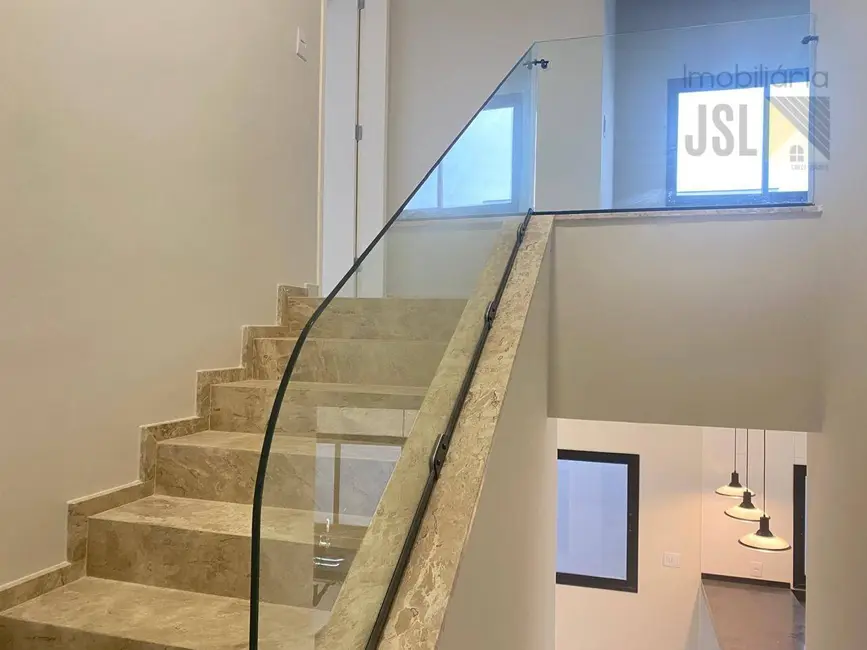 Foto 5 de Sobrado com 3 quartos à venda, 250m2 em Cacapava - SP