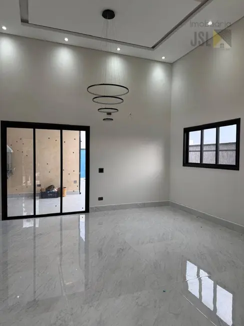 Foto 2 de Casa de Condomínio com 3 quartos à venda, 300m2 em Cacapava - SP