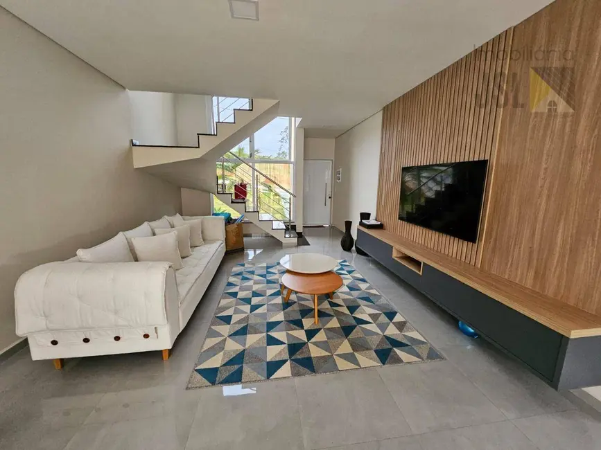 Foto 1 de Sobrado com 3 quartos à venda e para alugar, 384m2 em Cacapava - SP