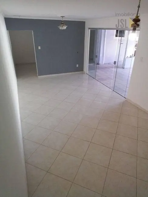 Foto 7 de Casa com 3 quartos à venda, 250m2 em Parque Residencial Nova Caçapava, Cacapava - SP