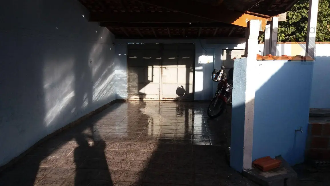 Foto 2 de Casa com 3 quartos à venda, 250m2 em Parque Residencial Nova Caçapava, Cacapava - SP