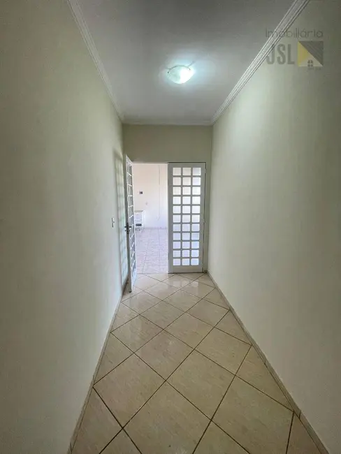Foto 9 de Casa com 3 quartos para alugar, 199m2 em Jardim São José, Cacapava - SP