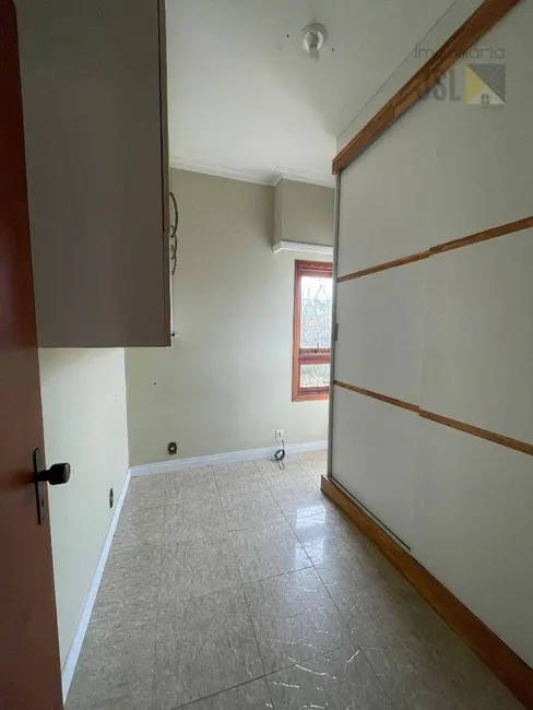 Foto 6 de Casa com 3 quartos à venda, 436m2 em Vila Menino Jesus, Cacapava - SP