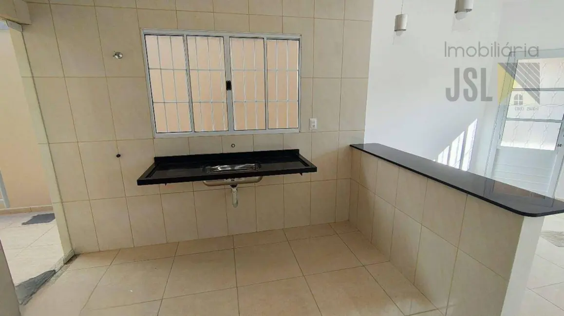Foto 3 de Casa com 2 quartos à venda, 150m2 em Jardim Amália, Cacapava - SP