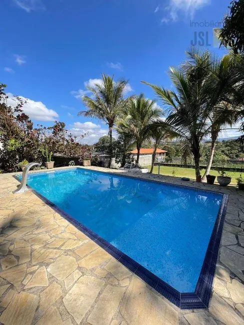 Chácara com 3 quartos à venda, 1000m2 em Portal Mantiqueira, Cacapava - SP - imagem 9 Foto 9 de Chácara com 3 quartos à venda, 1000m2 em Portal Mantiqueira, Cacapava - SP