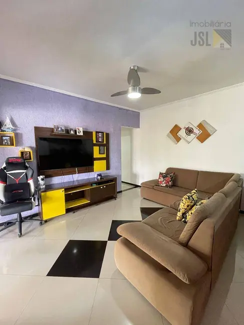 Chácara com 3 quartos à venda, 1000m2 em Portal Mantiqueira, Cacapava - SP - imagem 2 Foto 2 de Chácara com 3 quartos à venda, 1000m2 em Portal Mantiqueira, Cacapava - SP