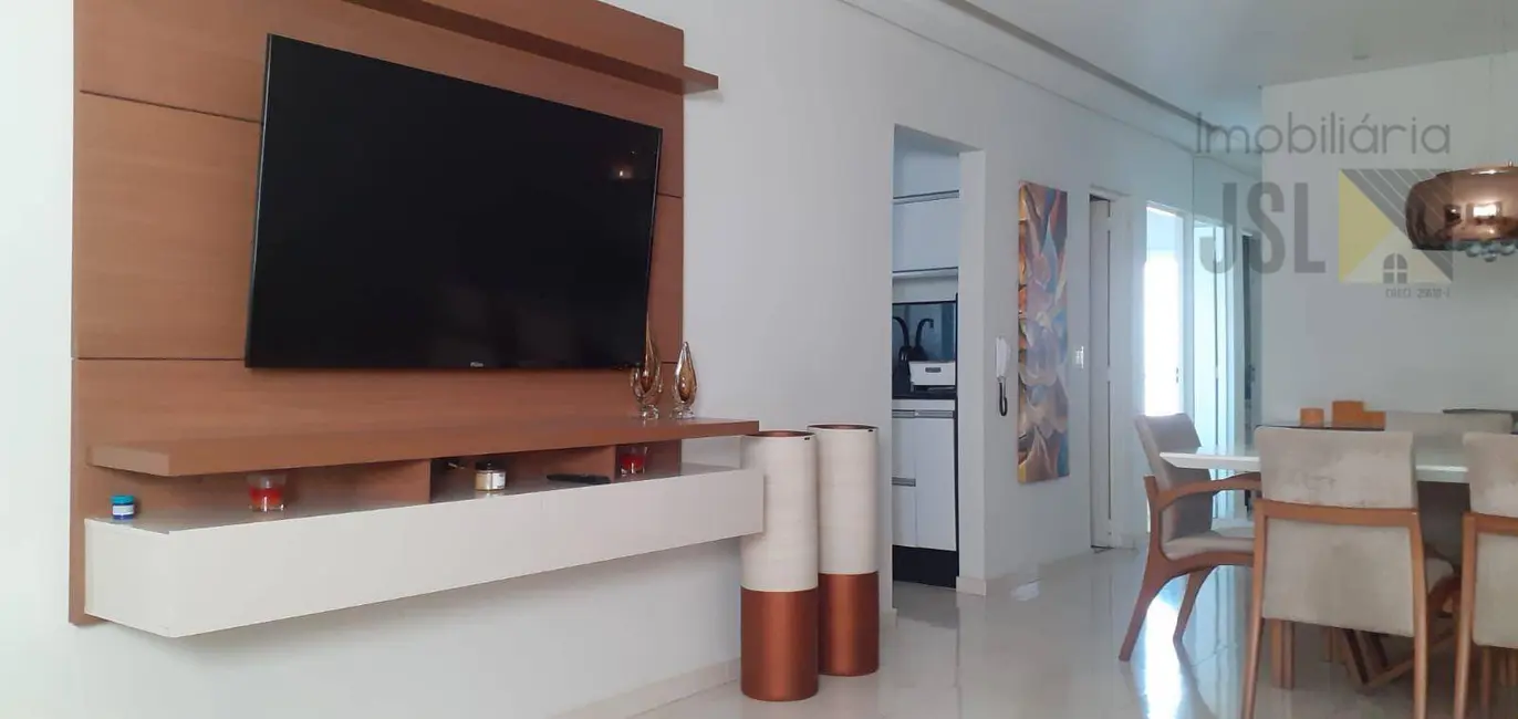 Foto 3 de Casa com 2 quartos à venda, 160m2 em Sapé II, Cacapava - SP