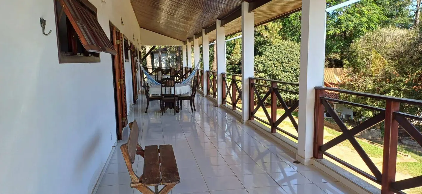 Foto 4 de Chácara com 3 quartos à venda, 2600m2 em Chácaras Encosta de São Carlos, Cacapava - SP