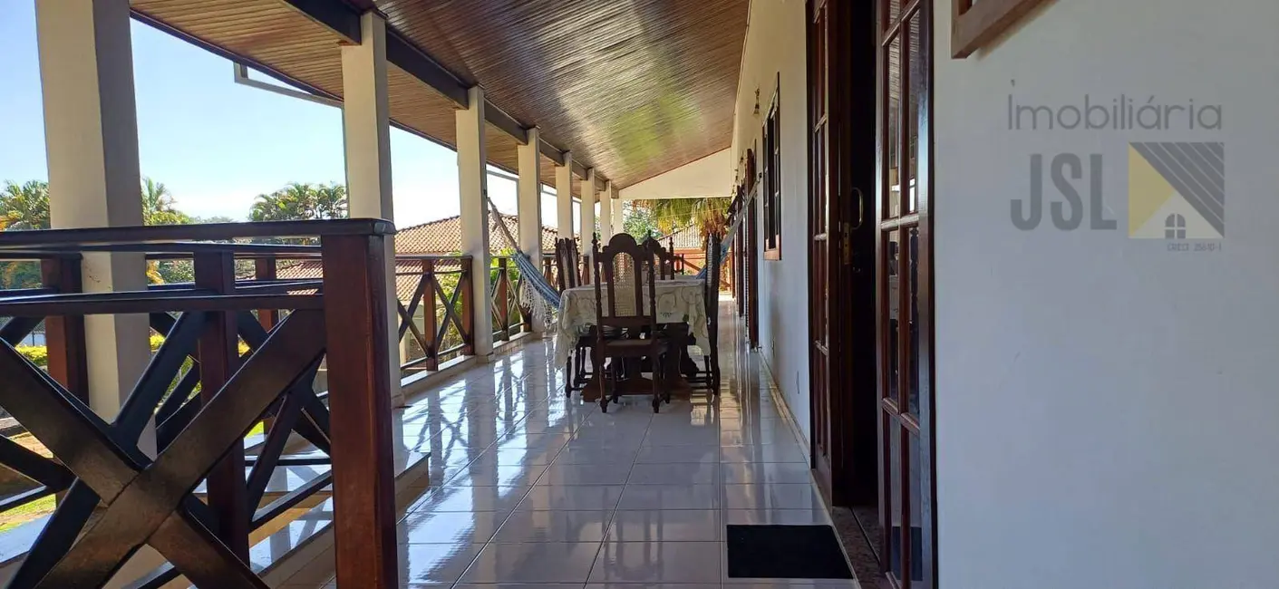 Foto 3 de Chácara com 3 quartos à venda, 2600m2 em Chácaras Encosta de São Carlos, Cacapava - SP