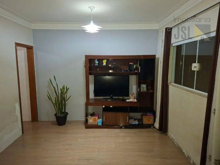 Foto 2 de Casa com 2 quartos à venda, 150m2 em Parque Residencial Nova Caçapava, Cacapava - SP