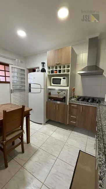 Foto 6 de Casa de Condomínio com 2 quartos à venda, 279m2 em Sapé II, Cacapava - SP