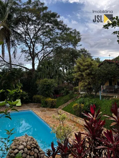 Chácara com 3 quartos à venda, 3900m2 em Cacapava - SP - imagem 6 Foto 6 de Chácara com 3 quartos à venda, 3900m2 em Cacapava - SP