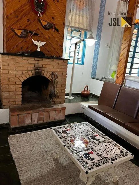 Chácara com 3 quartos à venda, 3900m2 em Cacapava - SP - imagem 9 Foto 9 de Chácara com 3 quartos à venda, 3900m2 em Cacapava - SP