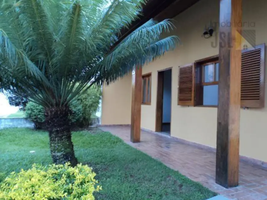 Foto 1 de Casa com 2 quartos à venda e para alugar, 275m2 em Cacapava - SP