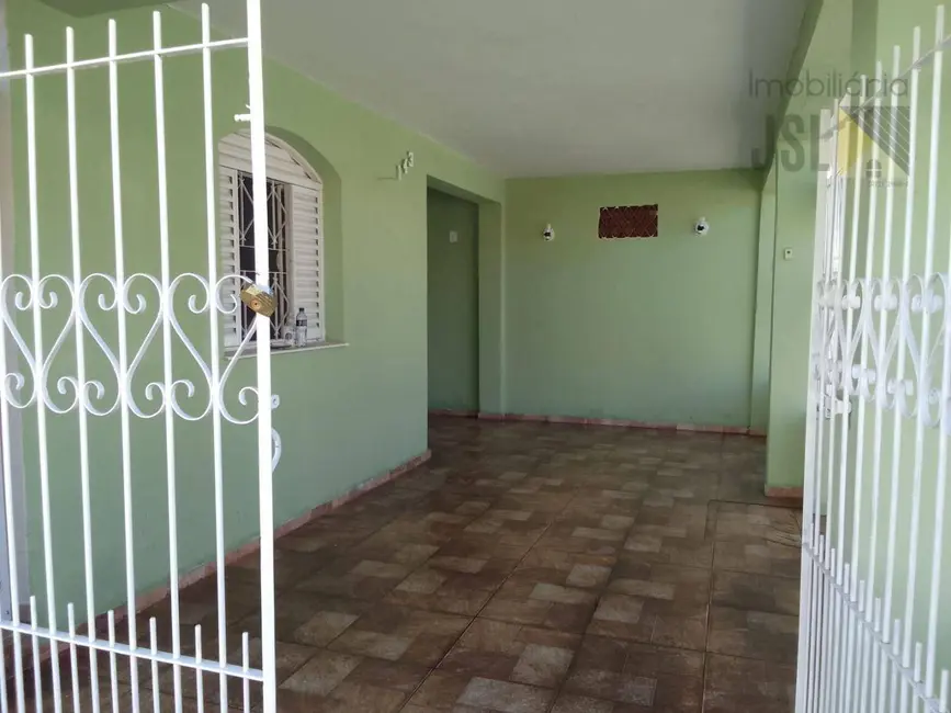 Foto 1 de Casa com 2 quartos à venda, 98m2 em Vila Santos, Cacapava - SP