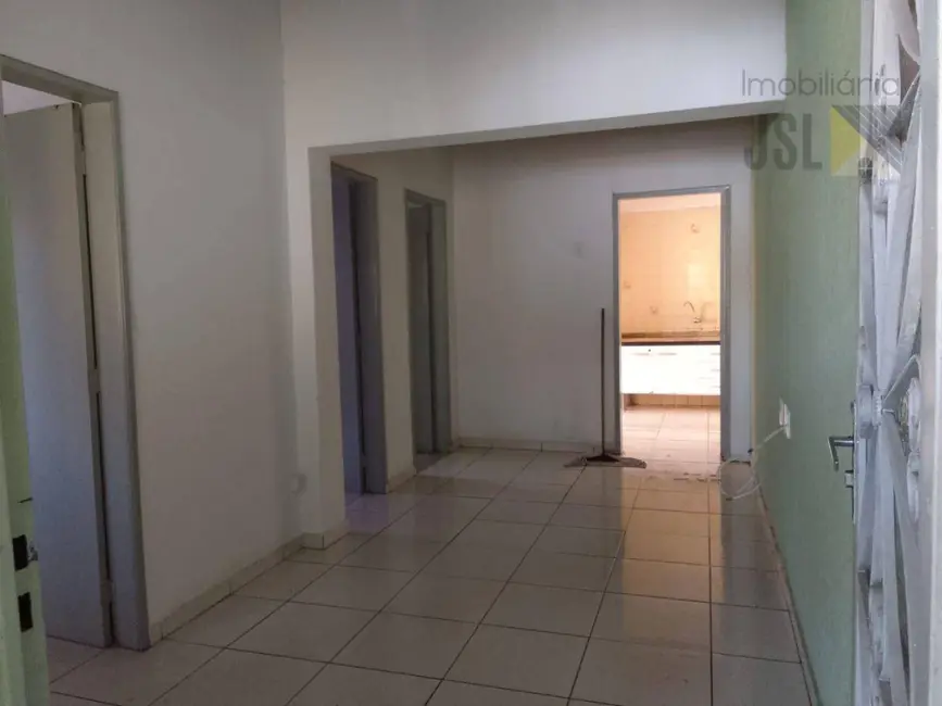 Foto 3 de Casa com 2 quartos à venda, 98m2 em Vila Santos, Cacapava - SP
