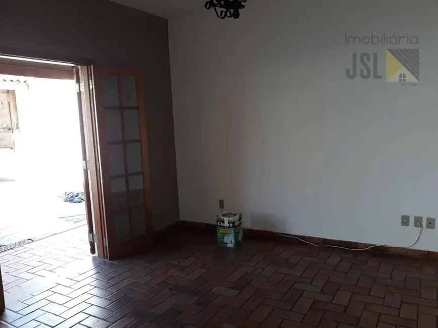 Foto 4 de Sobrado com 3 quartos para alugar, 275m2 em Jardim Maria Cândida, Cacapava - SP