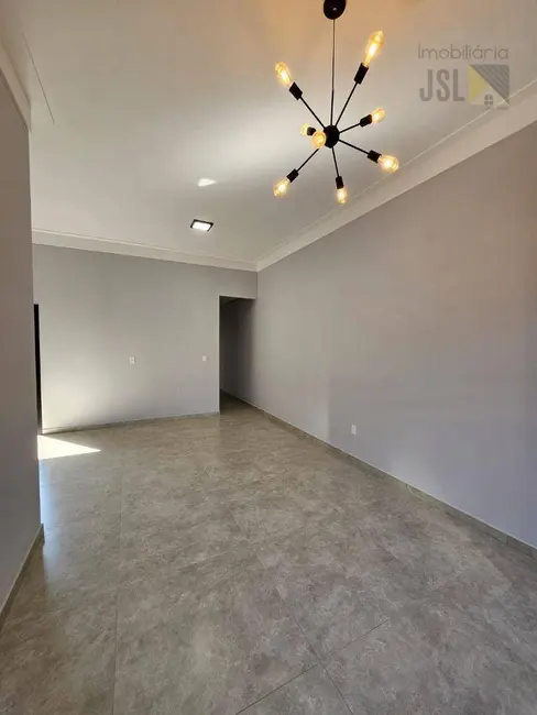 Foto 3 de Casa com 3 quartos à venda, 150m2 em Vila Santos, Cacapava - SP