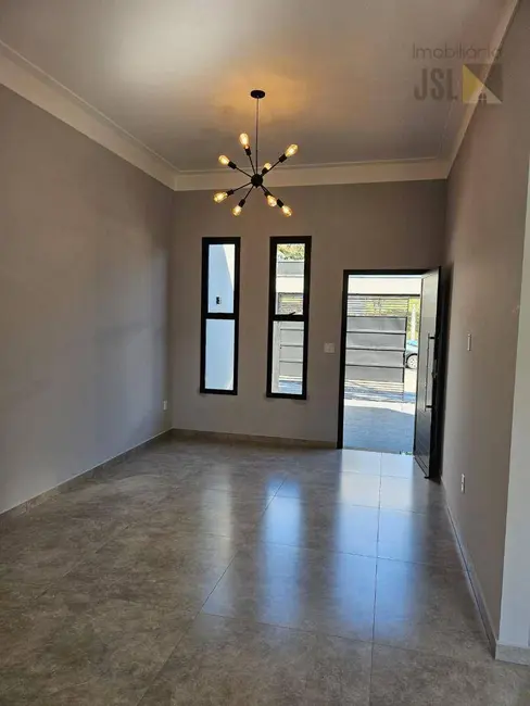Foto 2 de Casa com 3 quartos à venda, 150m2 em Vila Santos, Cacapava - SP