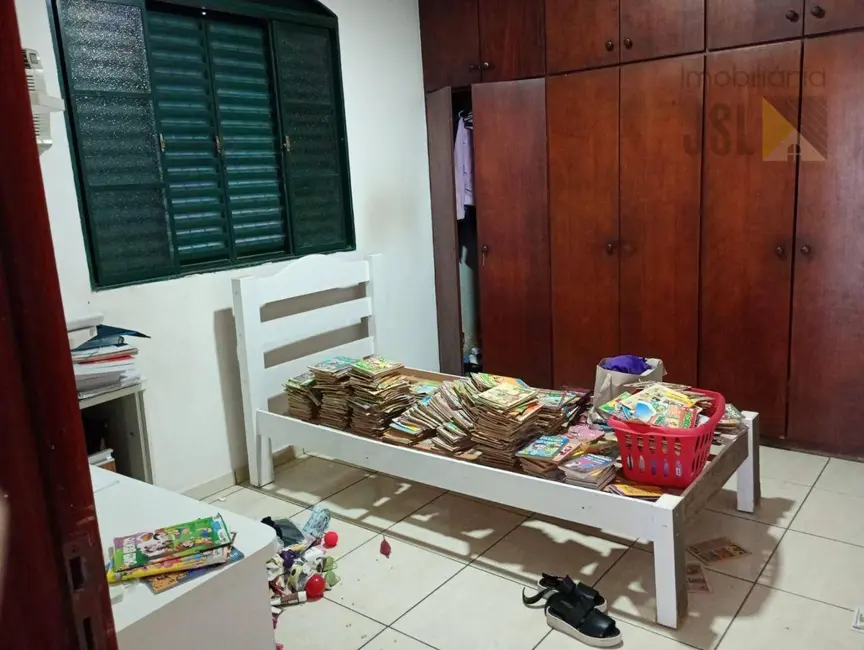 Sobrado com 4 quartos à venda, 125m2 em Vila Antônio Augusto Luiz, Cacapava - SP - imagem 9 Foto 9 de Sobrado com 4 quartos à venda, 125m2 em Vila Antônio Augusto Luiz, Cacapava - SP