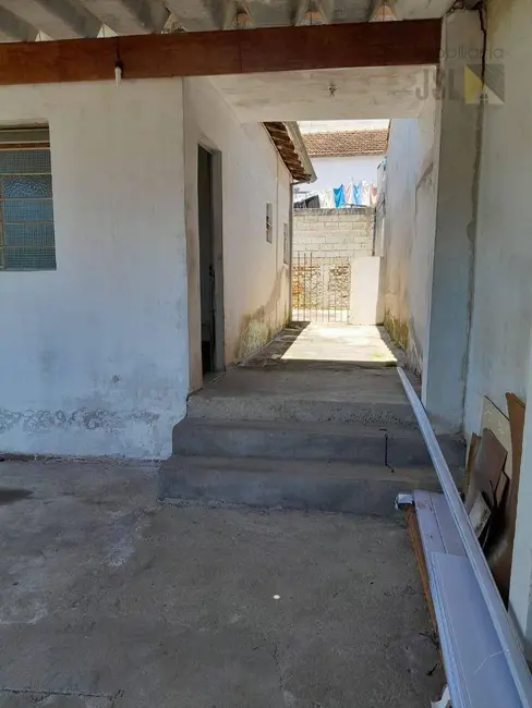 Foto 2 de Casa com 2 quartos à venda, 170m2 em Jardim Caçapava, Cacapava - SP