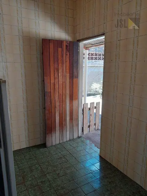 Casa com 2 quartos à venda, 170m2 em Jardim Caçapava, Cacapava - SP - imagem 6 Foto 6 de Casa com 2 quartos à venda, 170m2 em Jardim Caçapava, Cacapava - SP