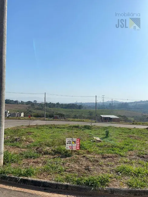 Foto 1 de Terreno / Lote à venda, 253m2 em Cacapava - SP