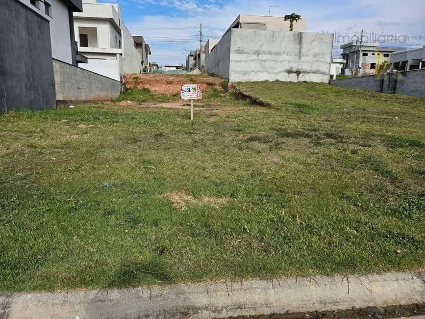 Foto 1 de Terreno / Lote à venda, 250m2 em Cacapava - SP