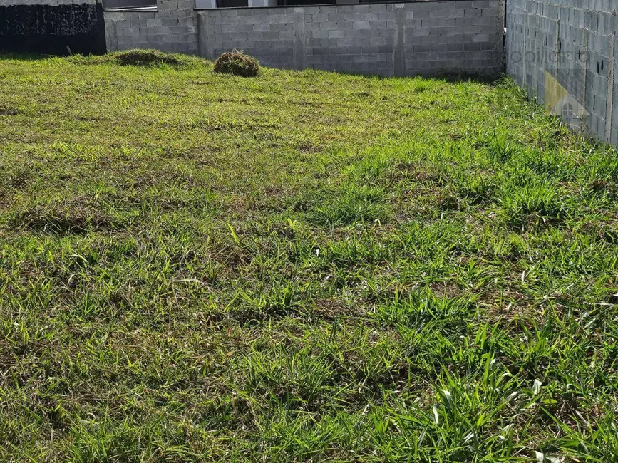 Foto 2 de Terreno / Lote à venda, 250m2 em Cacapava - SP