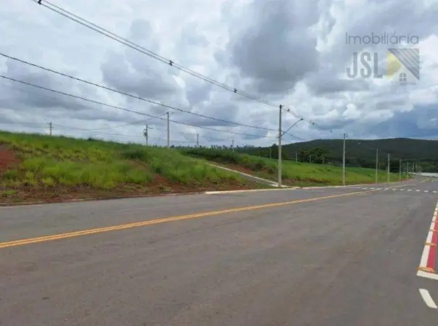 Foto 3 de Terreno / Lote à venda, 295m2 em Borda da Mata, Cacapava - SP