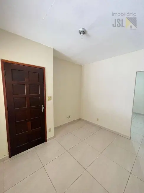 Foto 2 de Casa com 2 quartos para alugar, 127m2 em Jardim Maria Cândida, Cacapava - SP