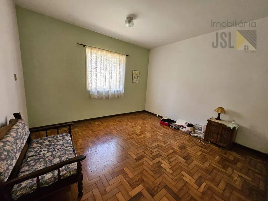 Foto 7 de Casa com 3 quartos à venda, 330m2 em Cacapava - SP