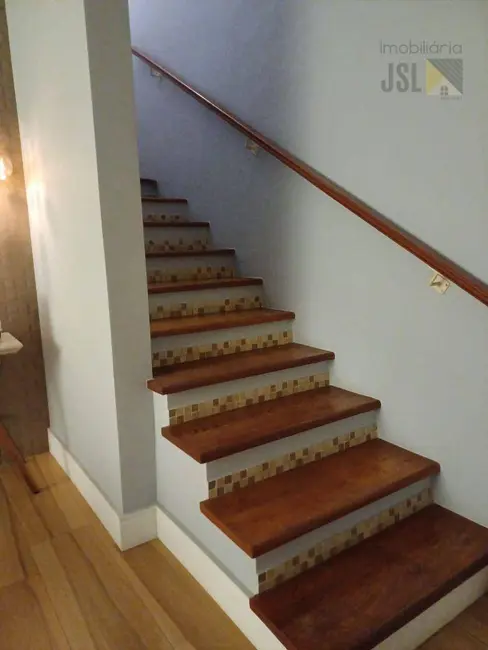 Foto 9 de Sobrado com 3 quartos à venda, 140m2 em Vila Santos, Cacapava - SP