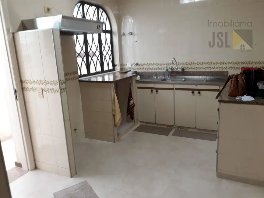 Foto 6 de Sobrado com 4 quartos à venda, 336m2 em Vila São João, Cacapava - SP