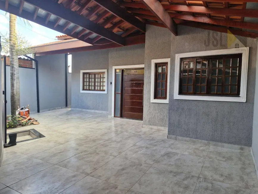 Foto 1 de Sobrado com 3 quartos à venda, 140m2 em Borda da Mata, Cacapava - SP