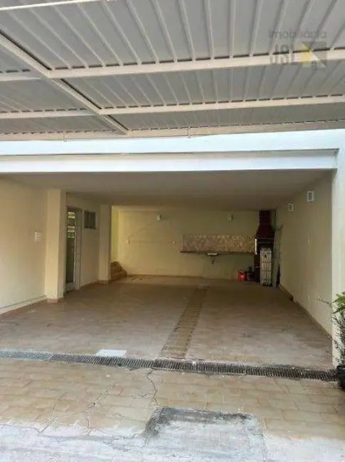 Foto 2 de Sobrado com 4 quartos à venda, 280m2 em Vila Santos, Cacapava - SP