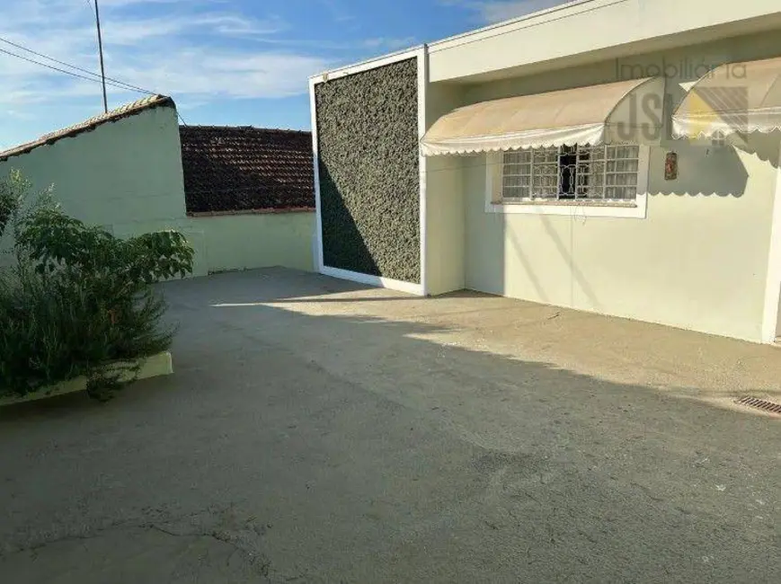 Foto 1 de Sobrado com 4 quartos à venda, 280m2 em Vila Santos, Cacapava - SP